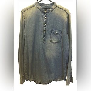 Men's Regular-fit Long-Sleeve Denim Shirt